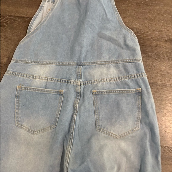 MISSLOOK Women's Denim Overalls with Floral Patterns - Picture 7 of 11